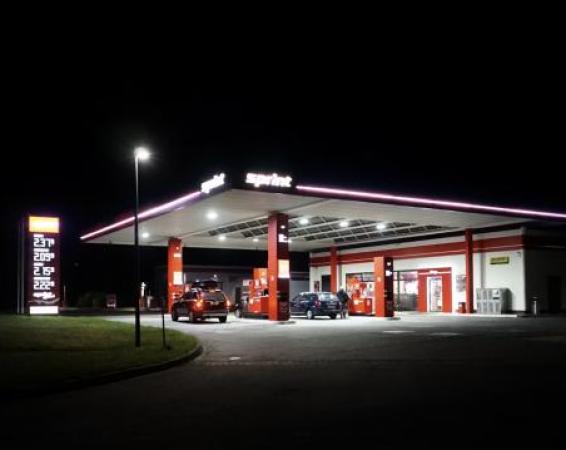 La rapina del petrolio col copione USA