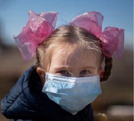 Il vaccino ai bambini e agli adolescenti? Una catastrofe morale