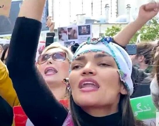 Tremenda paura per gli iraniani LGBTQ+ fuggiti a Istanbul