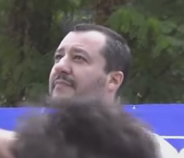 matteo salvini prega